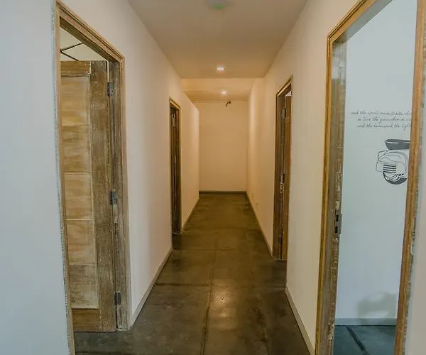 Cozy Bobo Hostal Seminyak