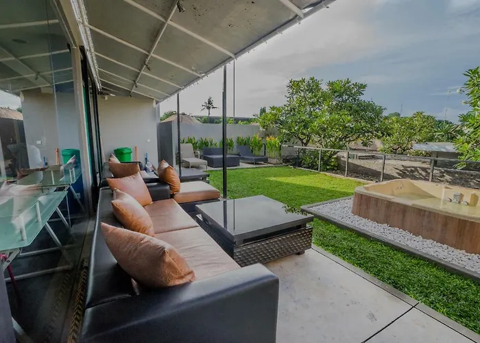 Hostal Cozy Bobo Seminyak